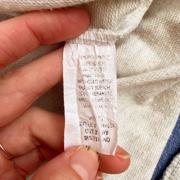 STAR WARS, CES FEMME, DANSKIN | Bundle of Oversized Leisure Long-Sleeve Shirts - Picture 8 of 11